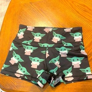 United Lifters baby Yoda size large